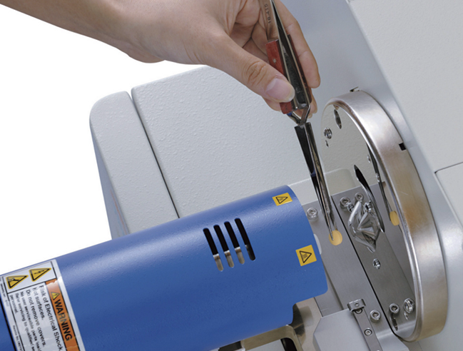 Ứng dụng công nghệ khối phổ (DART-TOFMS) trong giám định gỗ di sản tại Việt Nam